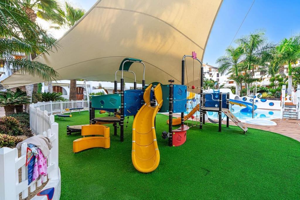 Duplex En Las Americas 3014 أرونا المظهر الخارجي الصورة