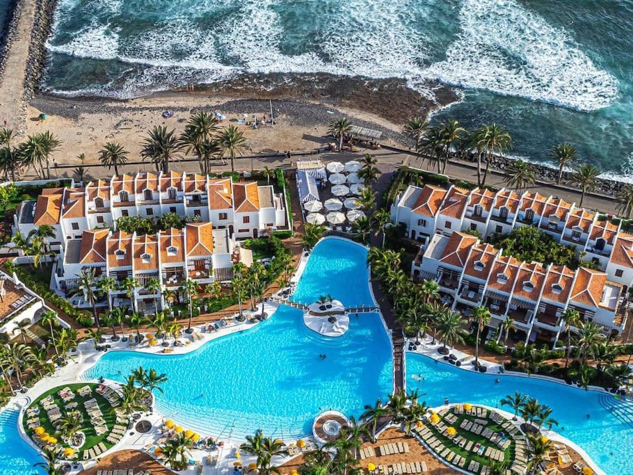Duplex En Las Americas 3014 أرونا المظهر الخارجي الصورة